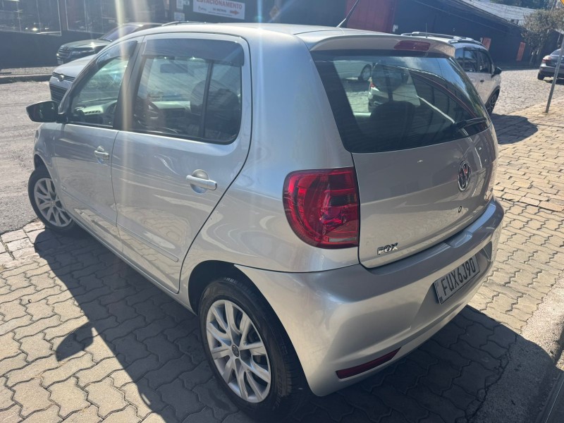 FOX 1.0 MI TRENDLINE 8V FLEX 4P MANUAL - 2014 - CAXIAS DO SUL