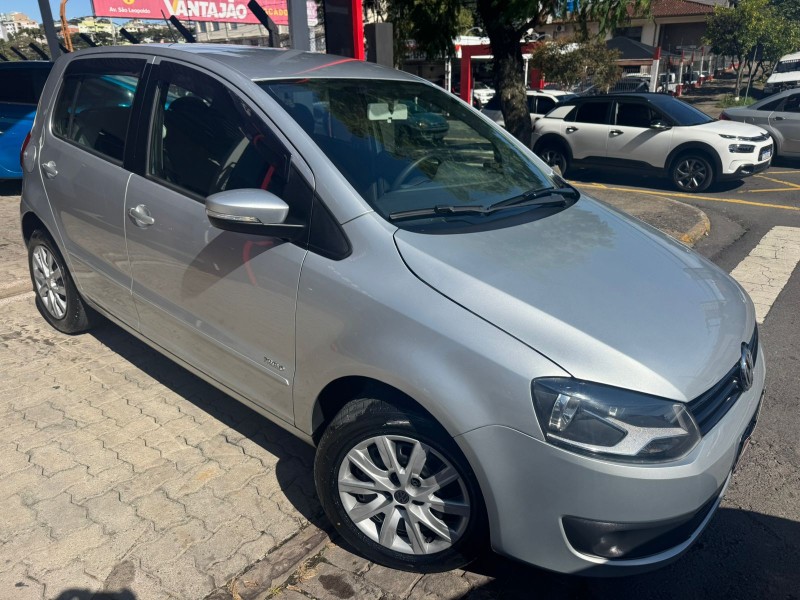 fox 1.0 mi trendline 8v flex 4p manual 2014 caxias do sul