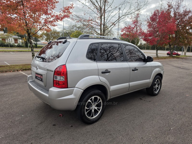 TUCSON 2.0 MPFI GL 16V 142CV 2WD GASOLINA 4P MANUAL - 2010 - BENTO GONçALVES
