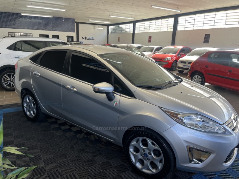 FIESTA 1.6 SE SEDAN 16V FLEX 4P MANUAL - 2013 - CAXIAS DO SUL