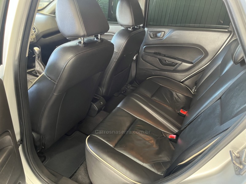 FIESTA 1.6 SE SEDAN 16V FLEX 4P MANUAL - 2013 - CAXIAS DO SUL