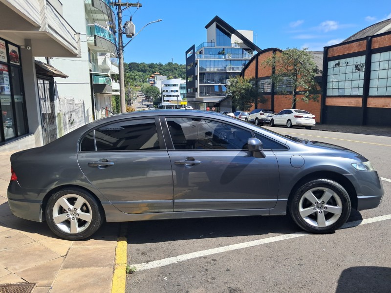 CIVIC 1.8 LXS 16V FLEX 4P MANUAL - 2008 - FLORES DA CUNHA