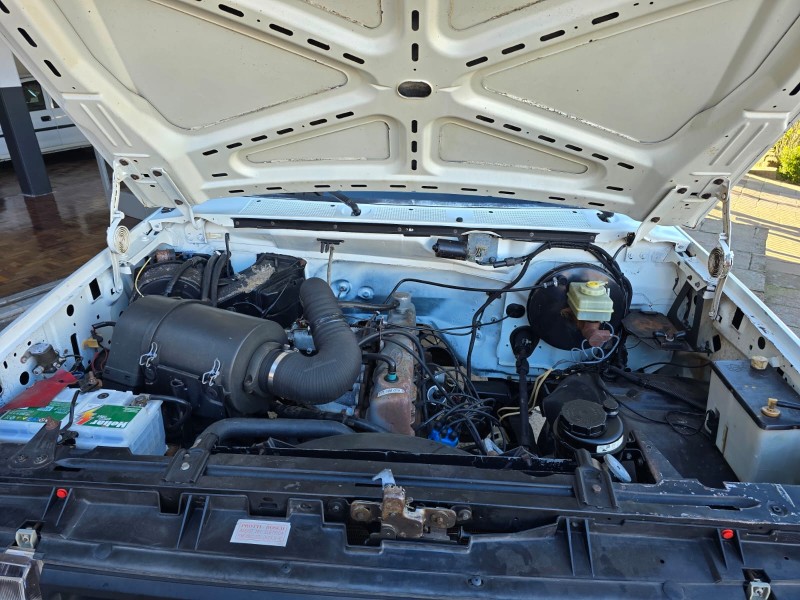 F-1000 3.6 SUPER CS GASOLINA 2P MANUAL - 1993 - FARROUPILHA