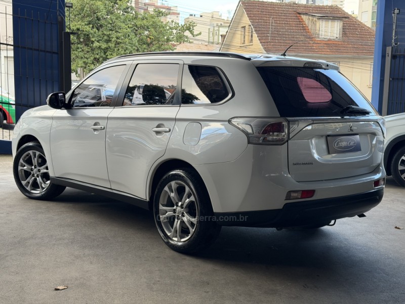 OUTLANDER 2.0 16V GASOLINA 4P AUTOMÁTICO - 2014 - CAXIAS DO SUL