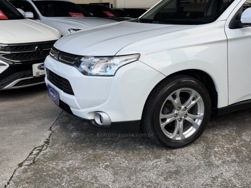 OUTLANDER 2.0 16V GASOLINA 4P AUTOMÁTICO - 2014 - CAXIAS DO SUL