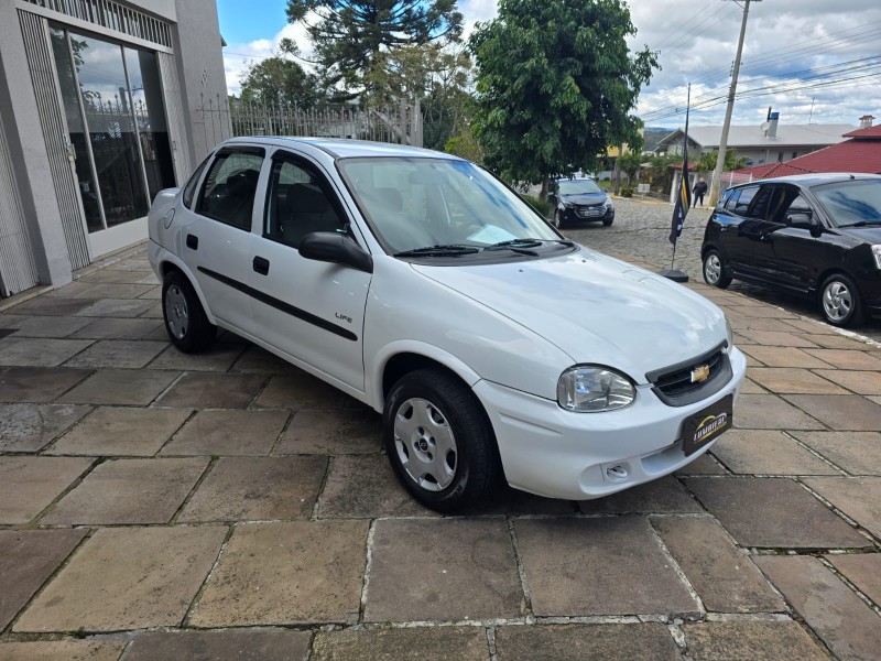 CLASSIC 1.0 MPFI LIFE 8V FLEX 4P MANUAL - 2009 - FARROUPILHA