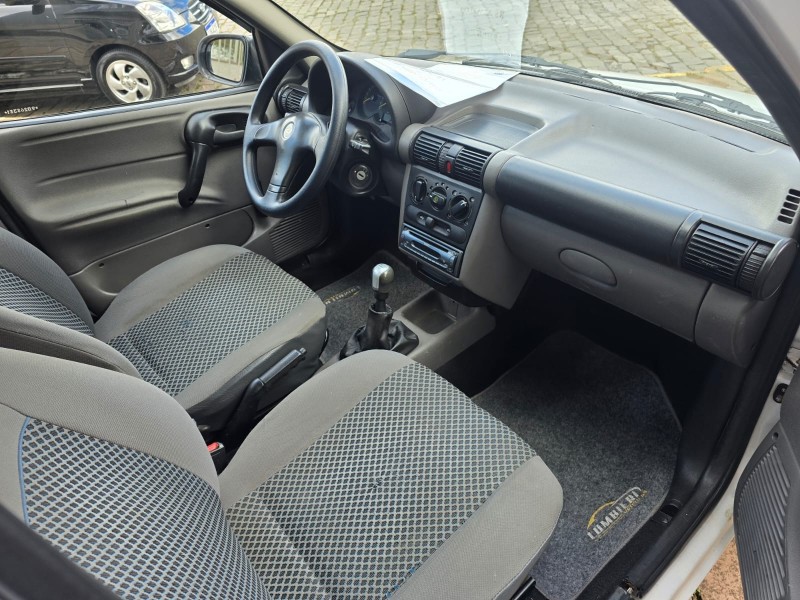 CLASSIC 1.0 MPFI LIFE 8V FLEX 4P MANUAL - 2009 - FARROUPILHA