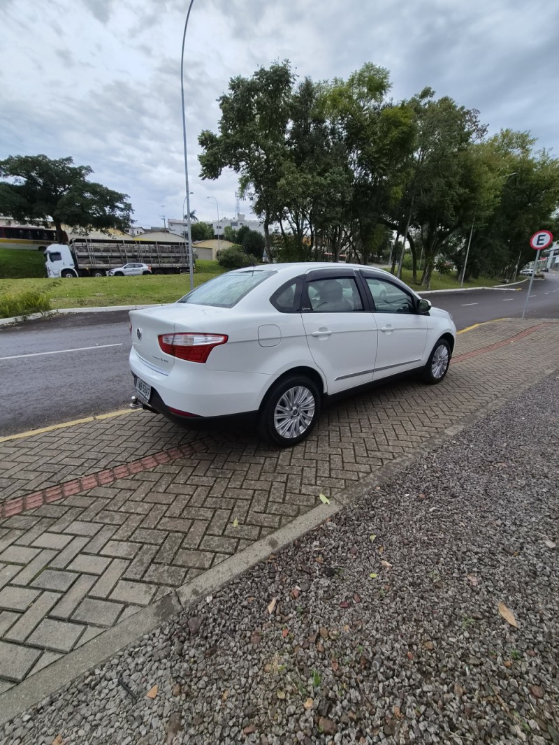 GRAND SIENA 1.6 MPI ESSENCE 16V FLEX 4P MANUAL - 2015 - BOM PRINCíPIO