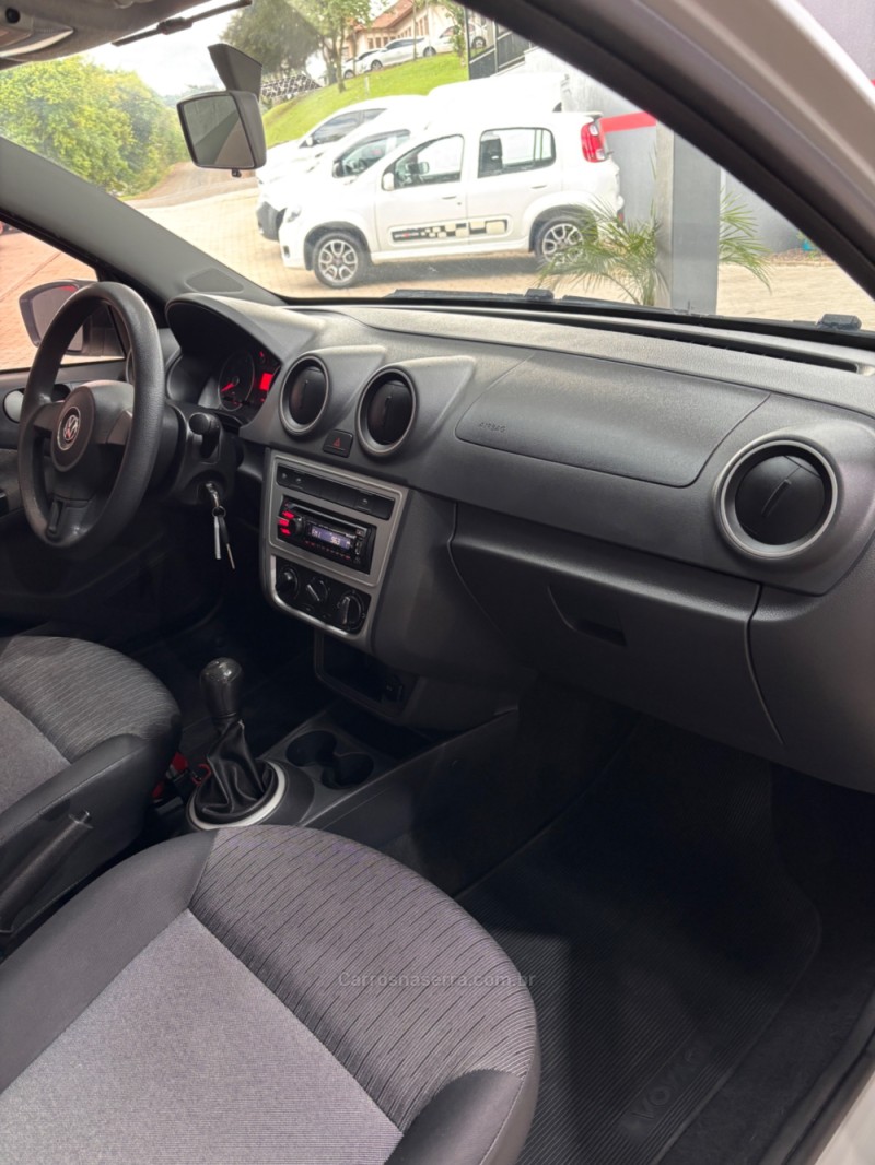 VOYAGE 1.6 MI CITY 8V FLEX 4P MANUAL - 2014 - HARMONIA