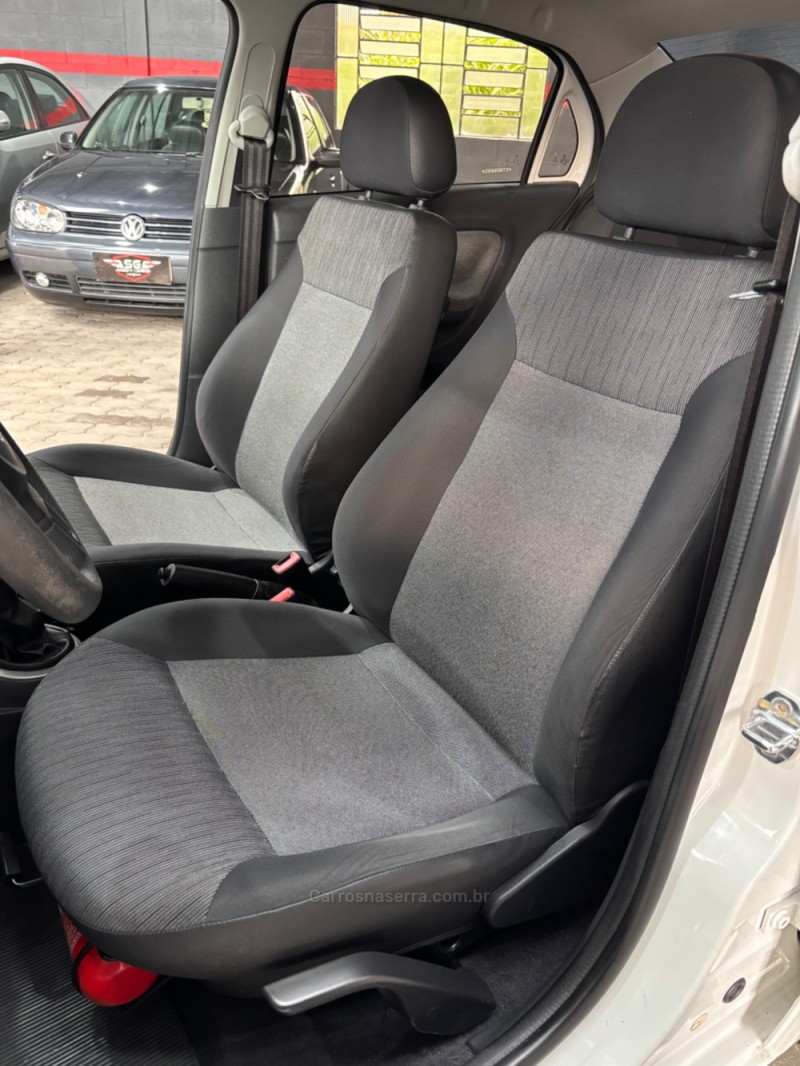 VOYAGE 1.6 MI CITY 8V FLEX 4P MANUAL - 2014 - HARMONIA
