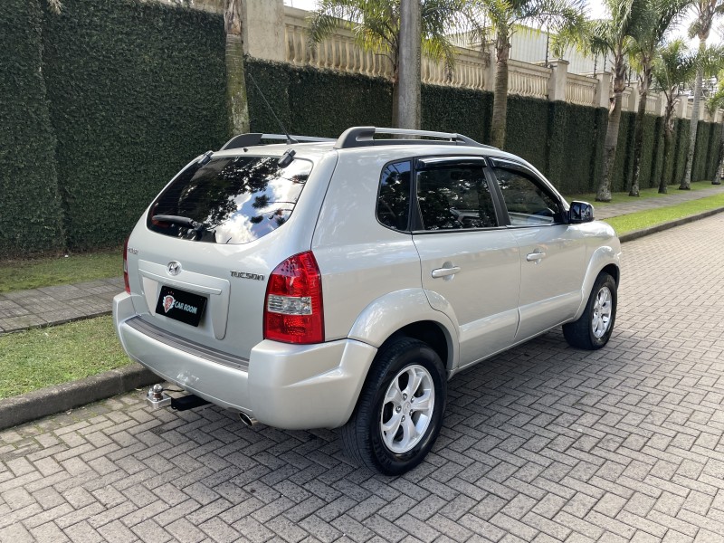 TUCSON 2.0 MPFI GL 16V 142CV 2WD GASOLINA 4P MANUAL - 2012 - CAXIAS DO SUL