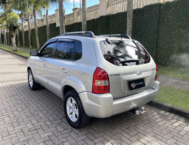 TUCSON 2.0 MPFI GL 16V 142CV 2WD GASOLINA 4P MANUAL - 2012 - CAXIAS DO SUL