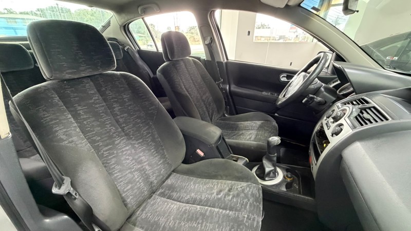 MÉGANE 1.6 DYNAMIQUE 16V FLEX 4P MANUAL - 2008 - CAXIAS DO SUL