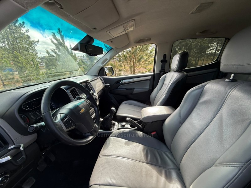 S10 2.5 LTZ 4X4 CD 16V FLEX 4P AUTOMÁTICO - 2017 - VACARIA