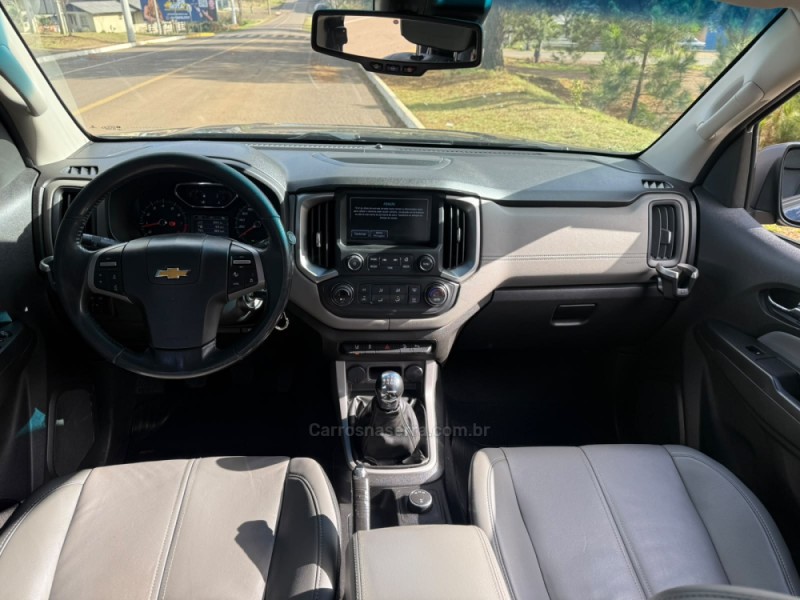 S10 2.5 LTZ 4X4 CD 16V FLEX 4P AUTOMÁTICO - 2017 - VACARIA