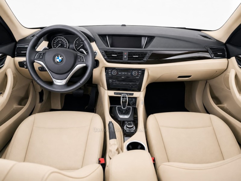 X1 2.0 16V TURBO GASOLINA SDRIVE20I X-LINE 4P AUTOMÁTICO - 2014 - CAXIAS DO SUL