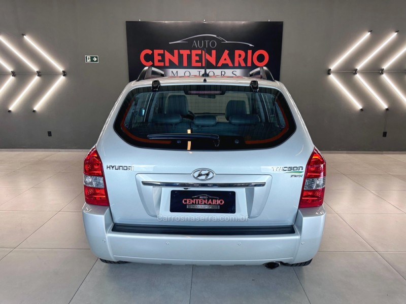 TUCSON 2.0 MPFI GLS 16V 143CV 2WD FLEX 4P AUTOMÁTICO - 2014 - SAPIRANGA