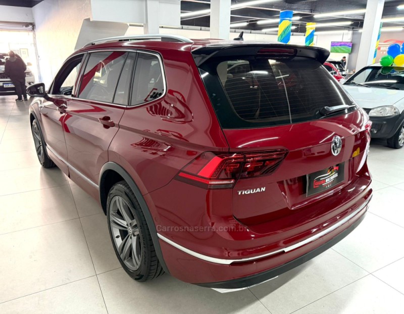 TIGUAN 2.0 ALLSPACE R-LINE 350 TSI 4X4 GASOLINA 4P - 2018 - CAXIAS DO SUL