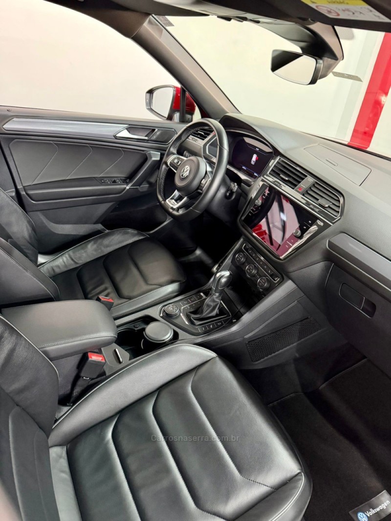 TIGUAN 2.0 ALLSPACE R-LINE 350 TSI 4X4 GASOLINA 4P - 2018 - CAXIAS DO SUL