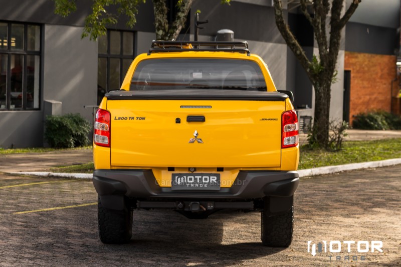 L200 SAVANA 2.4 4X4 16V TURBO DIESEL 4P AUTOMÁTICO - 2023 - PORTO ALEGRE