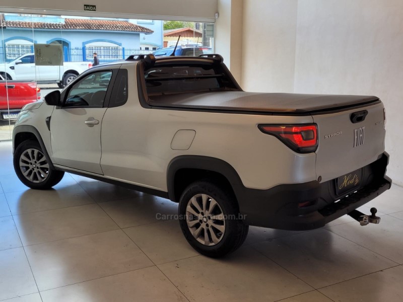 STRADA 1.4 FREEDOM CS 8V FLEX 2P MANUAL - 2024 - CANELA