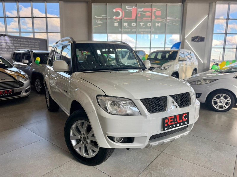 pajero tr4 2.0 4x4 16v 131cv gasolina 4p automatico 2012 caxias do sul
