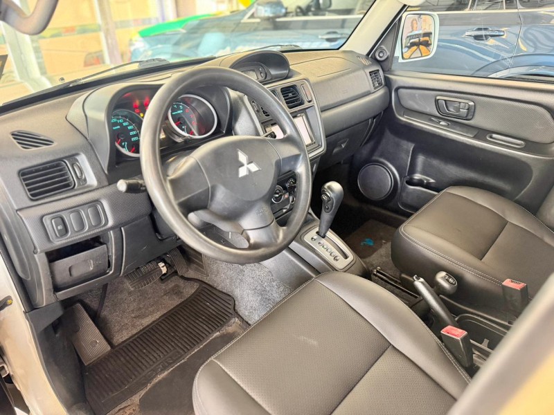 PAJERO TR4 2.0 4X4 16V 131CV GASOLINA 4P AUTOMÁTICO - 2012 - CAXIAS DO SUL