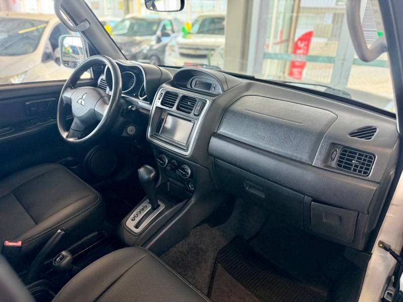PAJERO TR4 2.0 4X4 16V 131CV GASOLINA 4P AUTOMÁTICO - 2012 - CAXIAS DO SUL