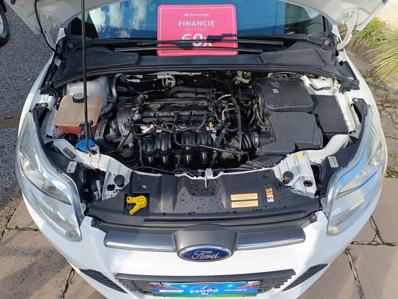FOCUS 1.6 SE HATCH 16V FLEX 4P AUTOMÁTICO - 2015 - BENTO GONçALVES