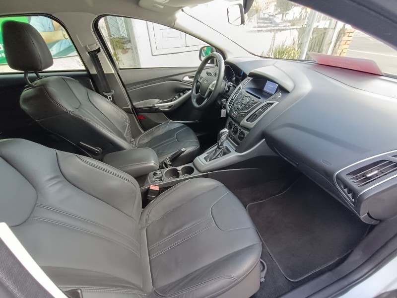 FOCUS 1.6 SE HATCH 16V FLEX 4P AUTOMÁTICO - 2015 - BENTO GONçALVES