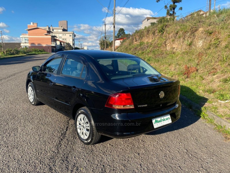 VOYAGE 1.6 MI TREND 8V FLEX 4P MANUAL - 2009 - FLORES DA CUNHA