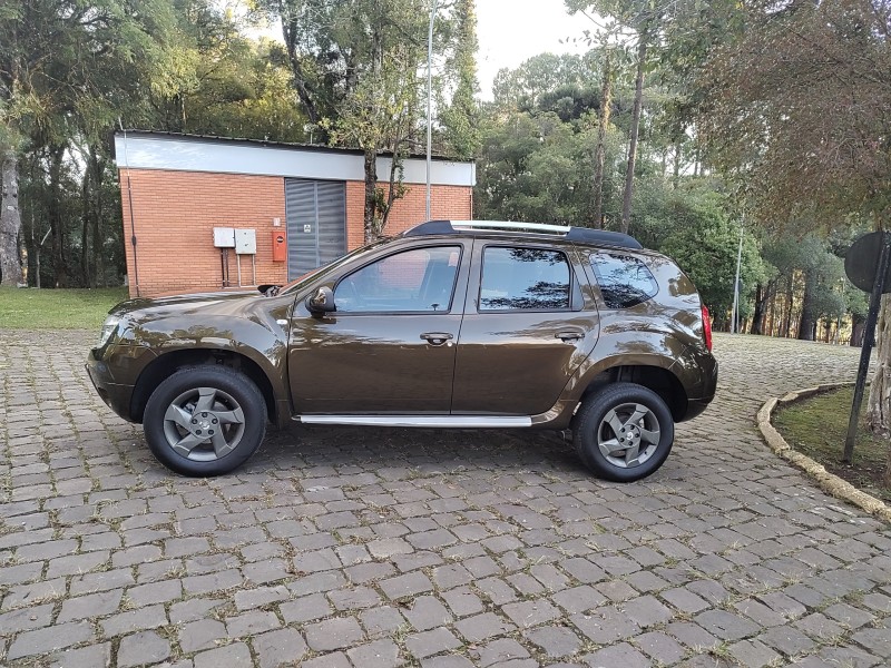 DUSTER 1.6 DYNAMIQUE 4X2 16V FLEX 4P MANUAL - 2013 - CAXIAS DO SUL
