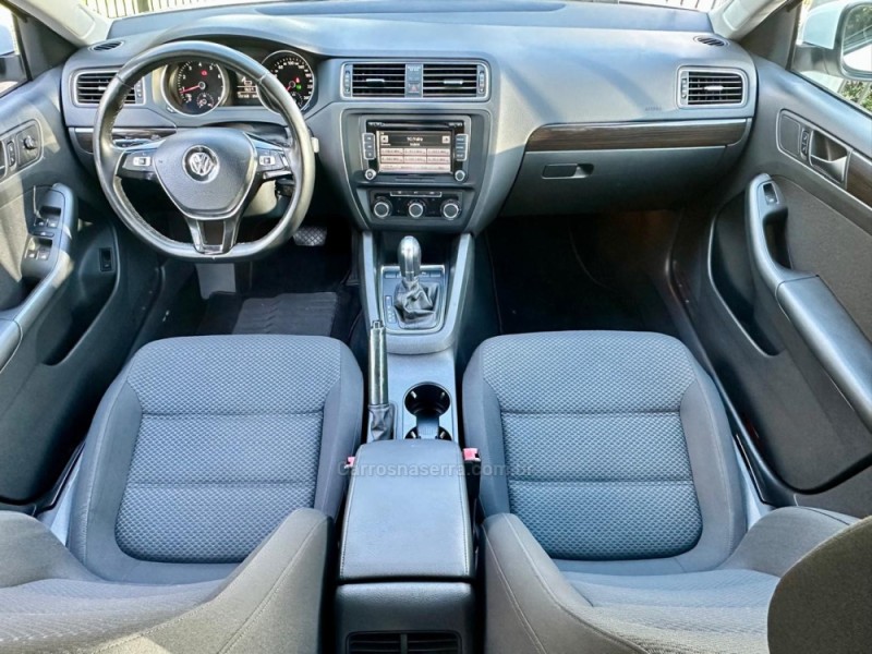 JETTA 2.0 COMFORTLINE FLEX 4P TIPTRONIC - 2015 - BENTO GONçALVES