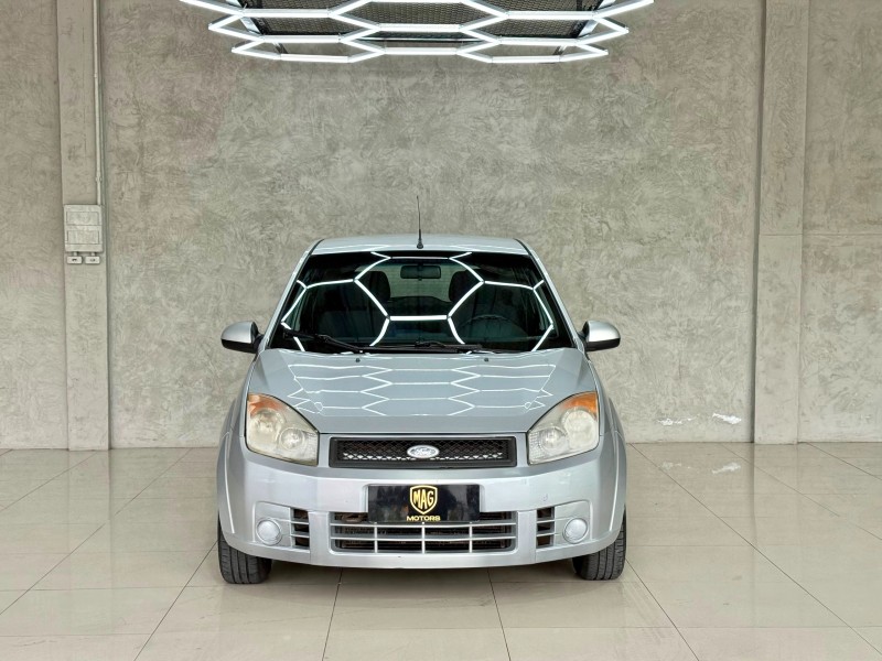 FIESTA 1.6 MPI CLASS HATCH 8V FLEX 4P MANUAL - 2008 - CAXIAS DO SUL