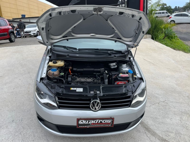 FOX 1.0 MI TRENDLINE 8V FLEX 4P MANUAL - 2014 - CAXIAS DO SUL