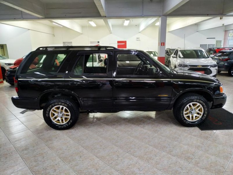 BLAZER 4.3 SFI DLX EXECUTIVE 4X2 V6 12V GASOLINA 4P MANUAL - 2000 - CAXIAS DO SUL