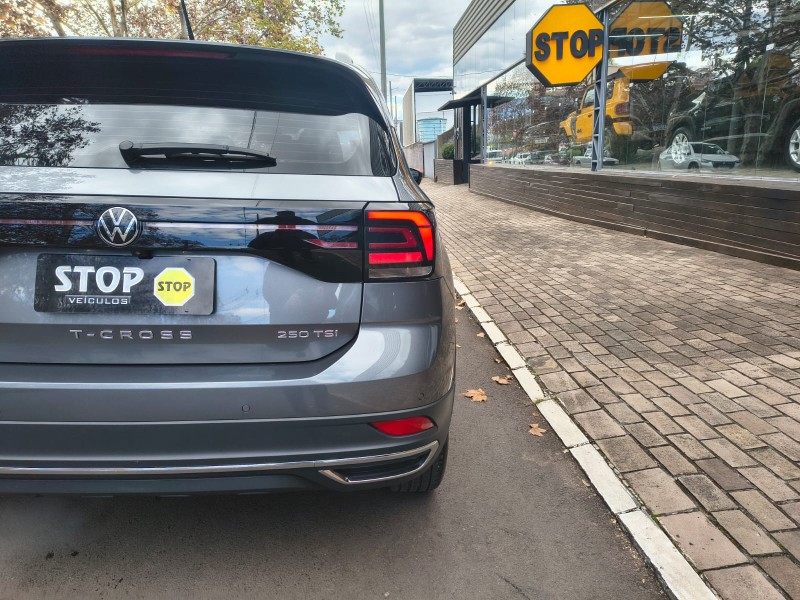 T-CROSS 1.4 HIGHLINE TSI 16V FLEX 4P AUTOMÁTICO - 2023 - DOIS IRMãOS