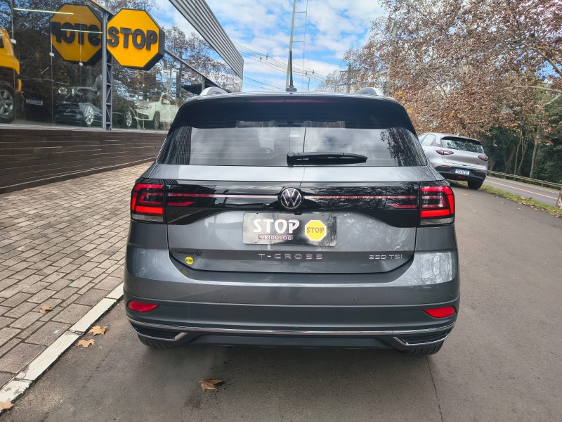 T-CROSS 1.4 HIGHLINE TSI 16V FLEX 4P AUTOMÁTICO - 2023 - DOIS IRMãOS