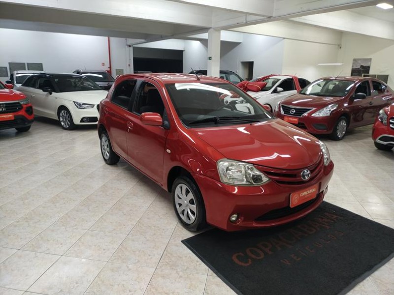 ETIOS 1.3 XS 16V FLEX 4P MANUAL - 2013 - CAXIAS DO SUL