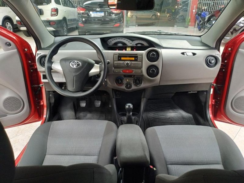 ETIOS 1.3 XS 16V FLEX 4P MANUAL - 2013 - CAXIAS DO SUL