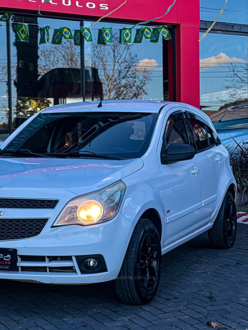AGILE 1.4 MPFI LTZ 8V FLEX 4P MANUAL - 2010 - CANELA