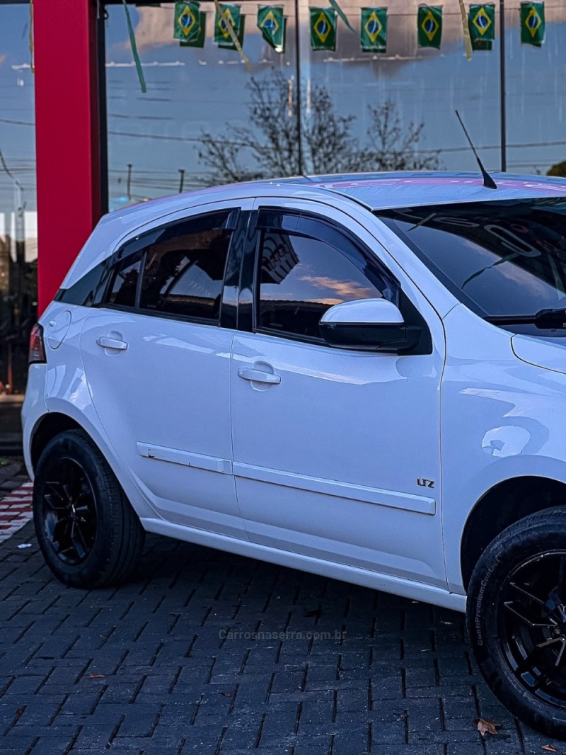 AGILE 1.4 MPFI LTZ 8V FLEX 4P MANUAL - 2010 - CANELA