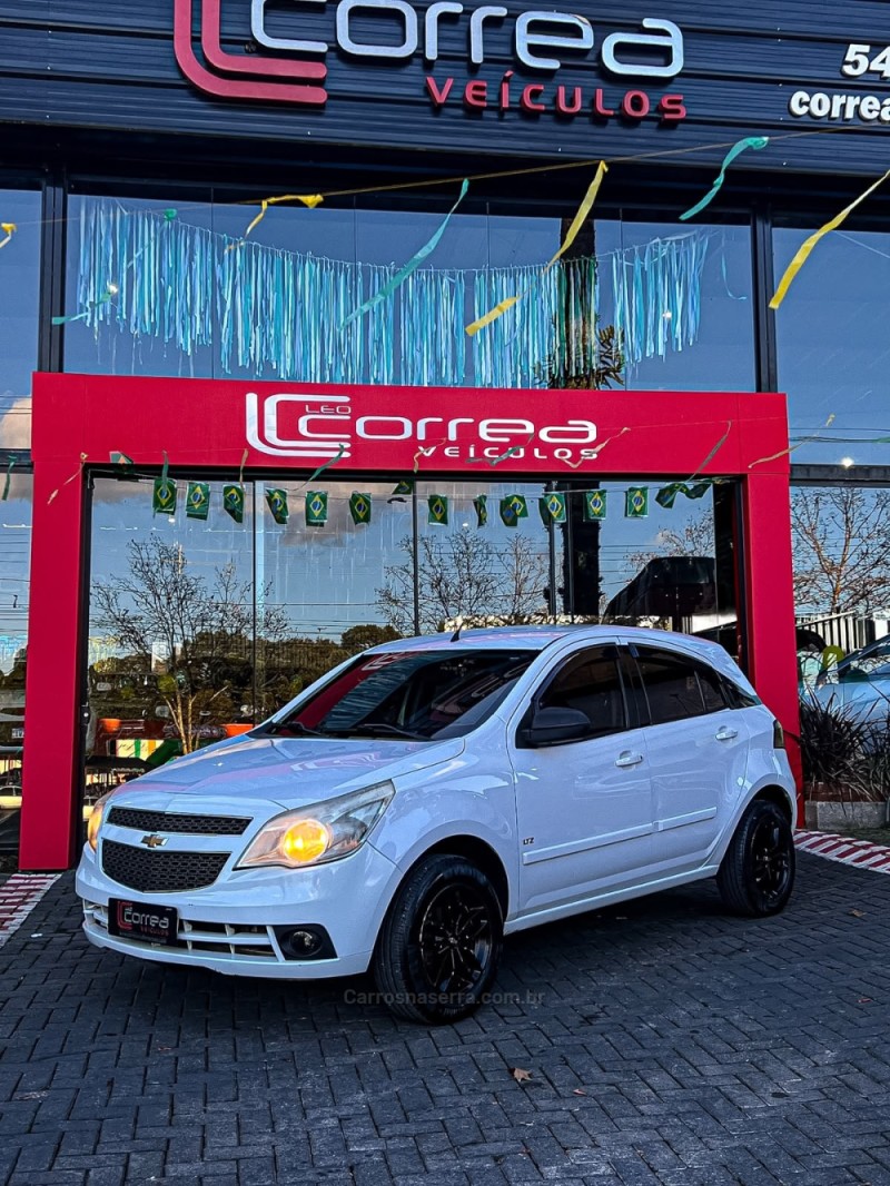 AGILE 1.4 MPFI LTZ 8V FLEX 4P MANUAL - 2010 - CANELA