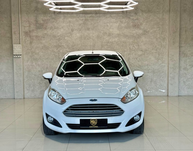 FIESTA 1.5 SE HATCH 16V FLEX 4P MANUAL - 2014 - CAXIAS DO SUL