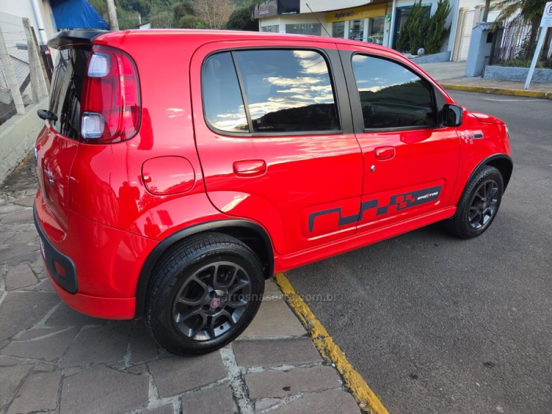 UNO 1.4 EVO SPORTING 8V FLEX 4P MANUAL - 2012 - PICADA CAFé