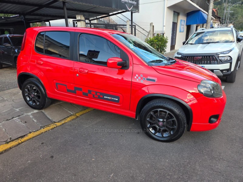 UNO 1.4 EVO SPORTING 8V FLEX 4P MANUAL - 2012 - PICADA CAFé