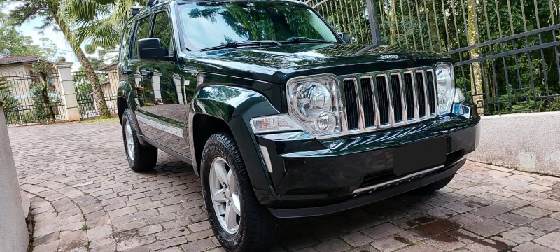 cherokee 3.7 limited 4x4 v6 12v gasolina 4p automatico 2012 caxias do sul