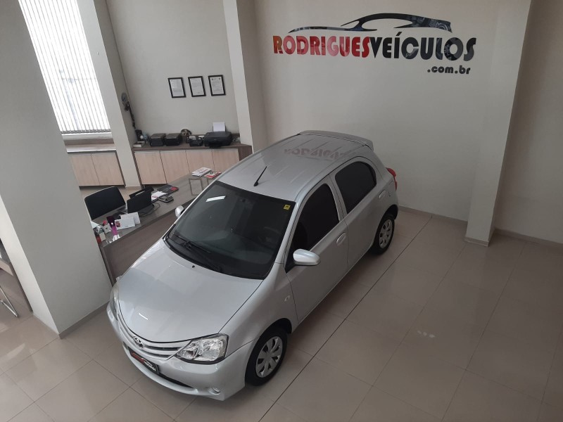 ETIOS 1.3 X 16V FLEX 4P MANUAL - 2015 - CAXIAS DO SUL