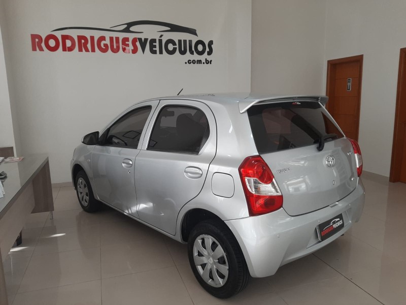 ETIOS 1.3 X 16V FLEX 4P MANUAL - 2015 - CAXIAS DO SUL
