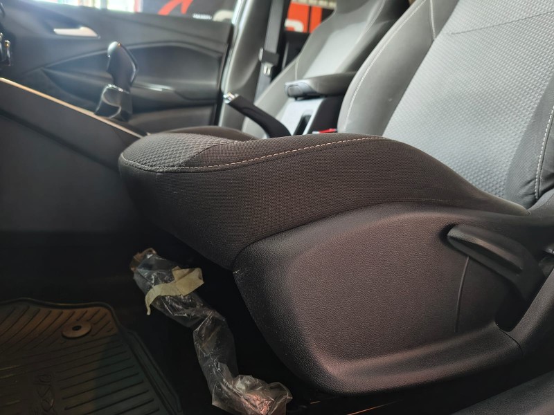 ONIX 1.0 LTZ 12V TURBO FLEX 4P MANUAL - 2023 - CAXIAS DO SUL